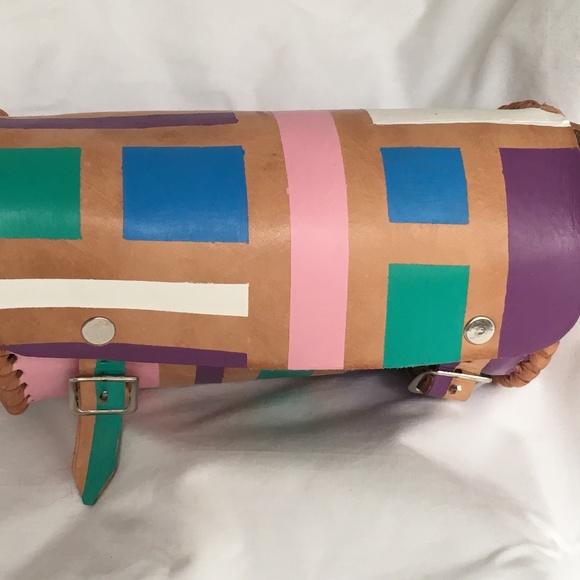 Handmade Mexican Round Leather Crossbody Purse, Hand Painted, one-of-a-kind, - Picture 5 of 8